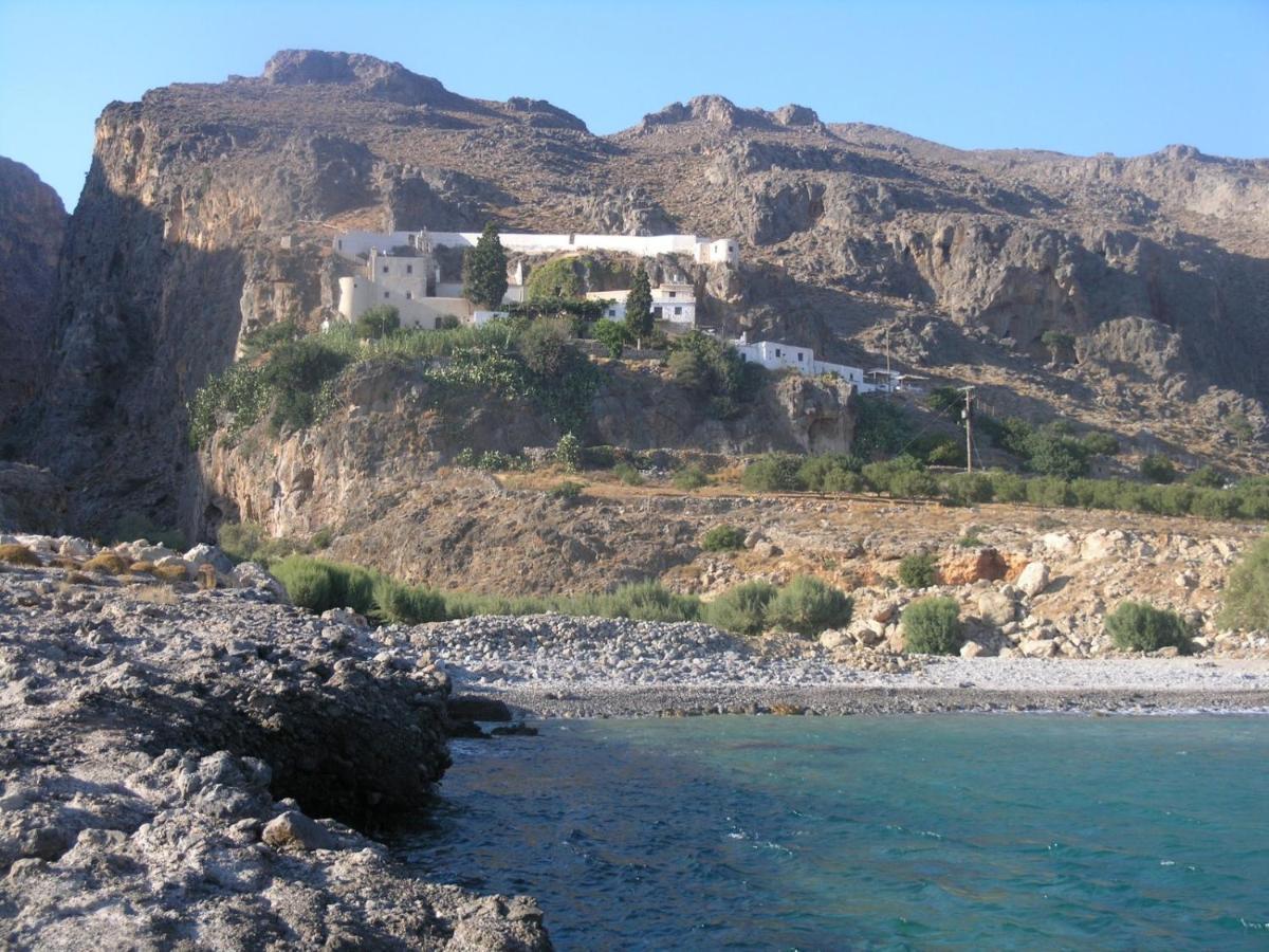 Isalo Villa Makry Gialos  Exterior photo